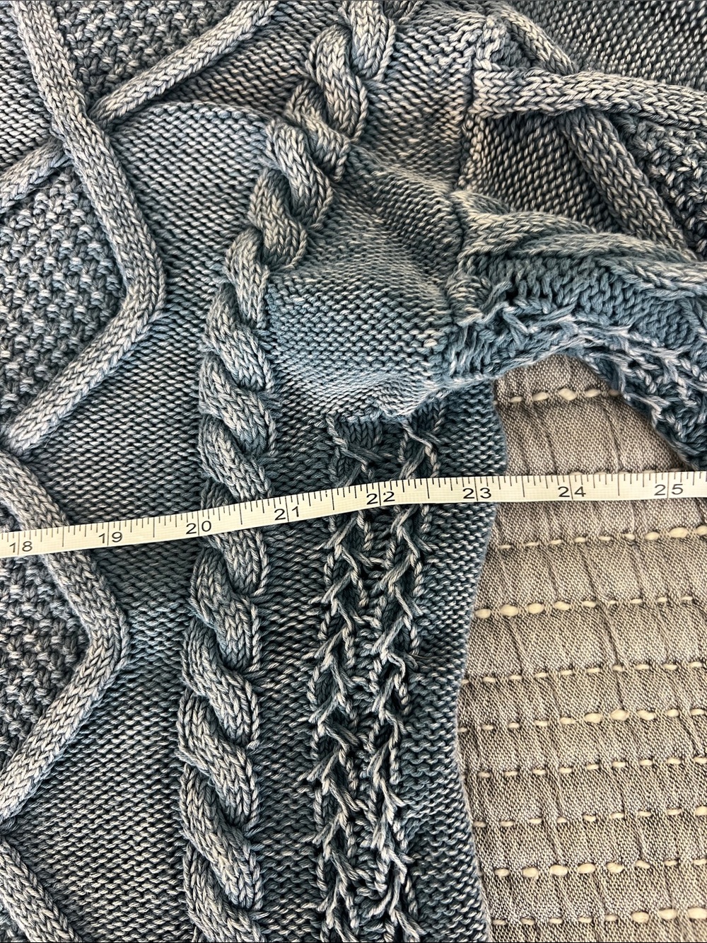 Lucky Brand Cable Knit V-Neck Sweater - Picture 5 of 10